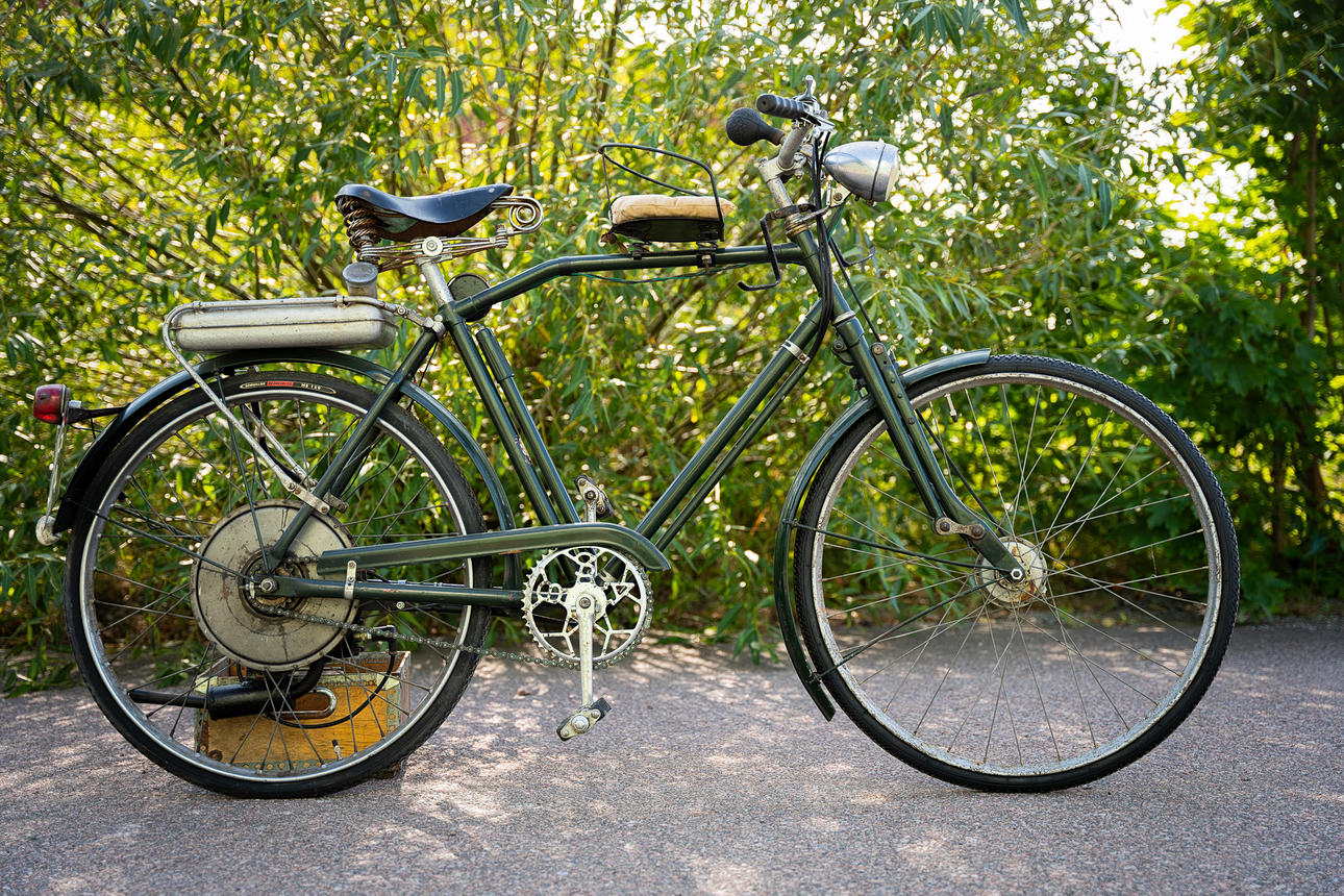 BSA, model Winged Wheel, England, 1950s.