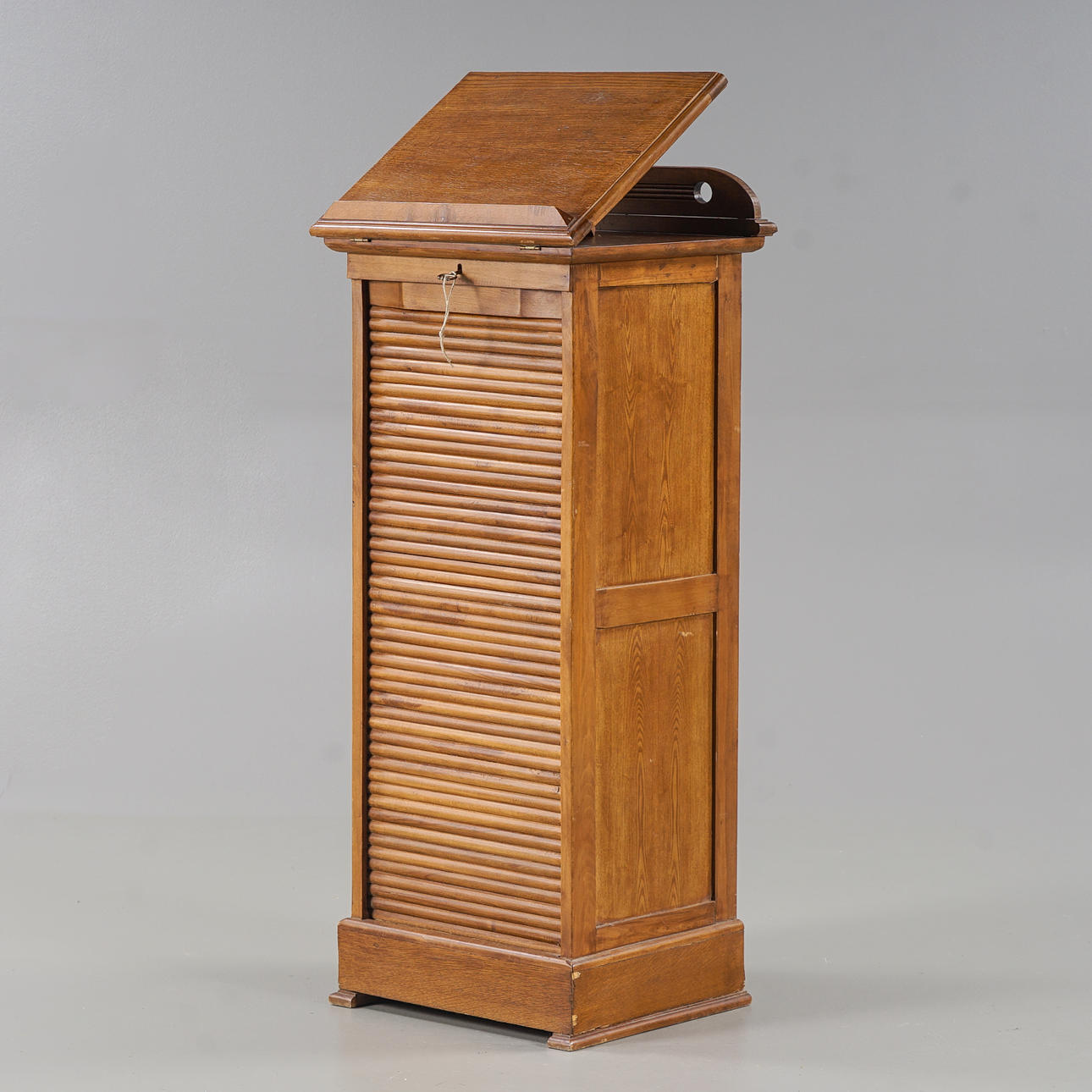 ARKIVSKÅP 1900-talets andra hälft.