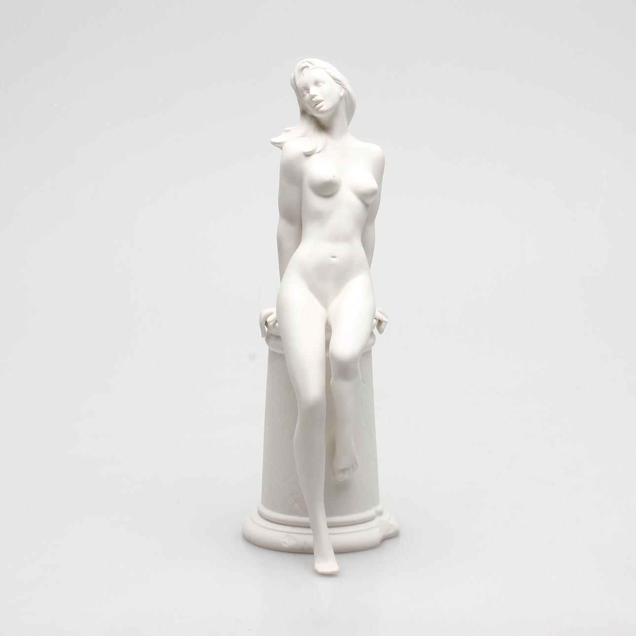SKULPTUR, i form av naken kvinna, parian, Goebel, Tyskland.