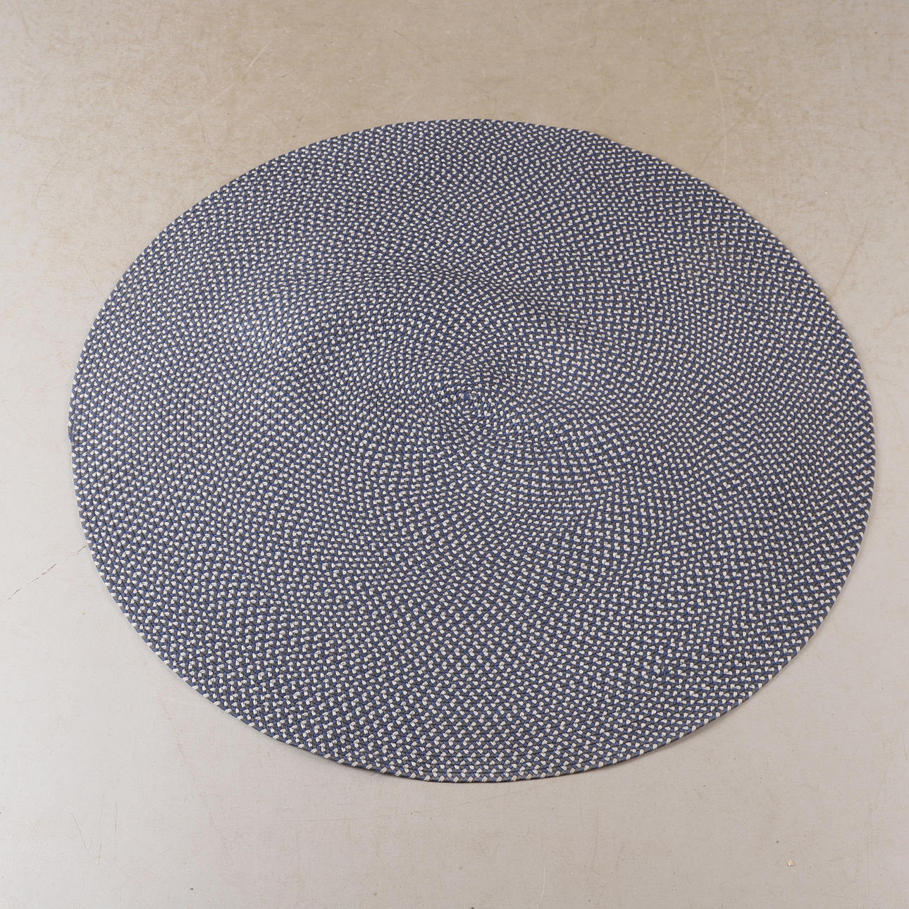 MATTA, "Fatboy", diameter 140 cm.