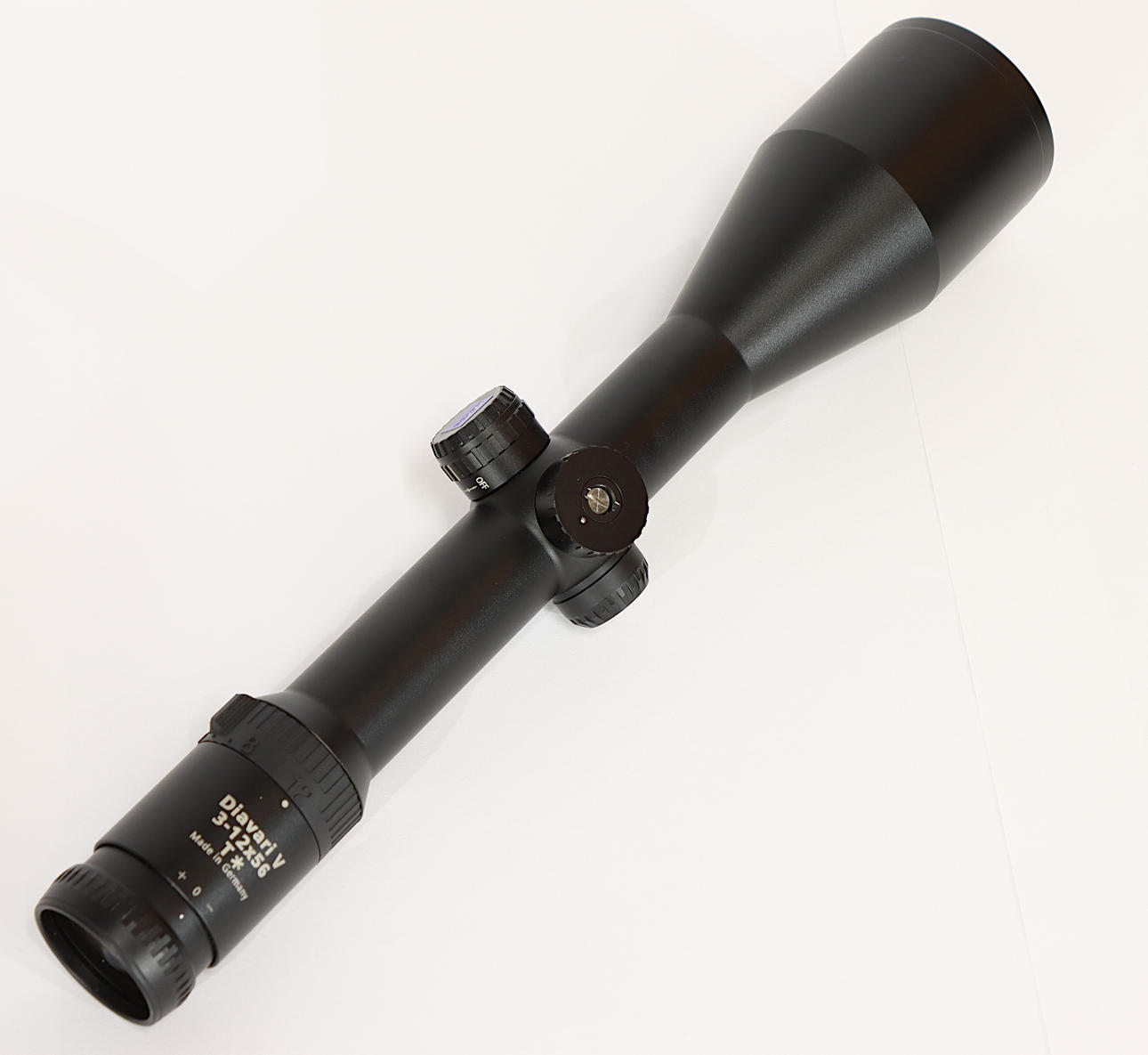 KIKARSIKTE CARL ZEISS 3-12X56 DIAVARI.