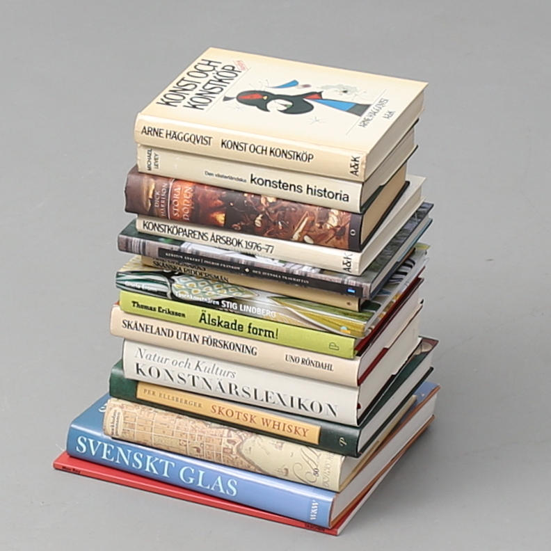 PARTI BÖCKER, 14 st, bl a "Tusenkonstnären Stig Lindberg" av Gisela Eron.