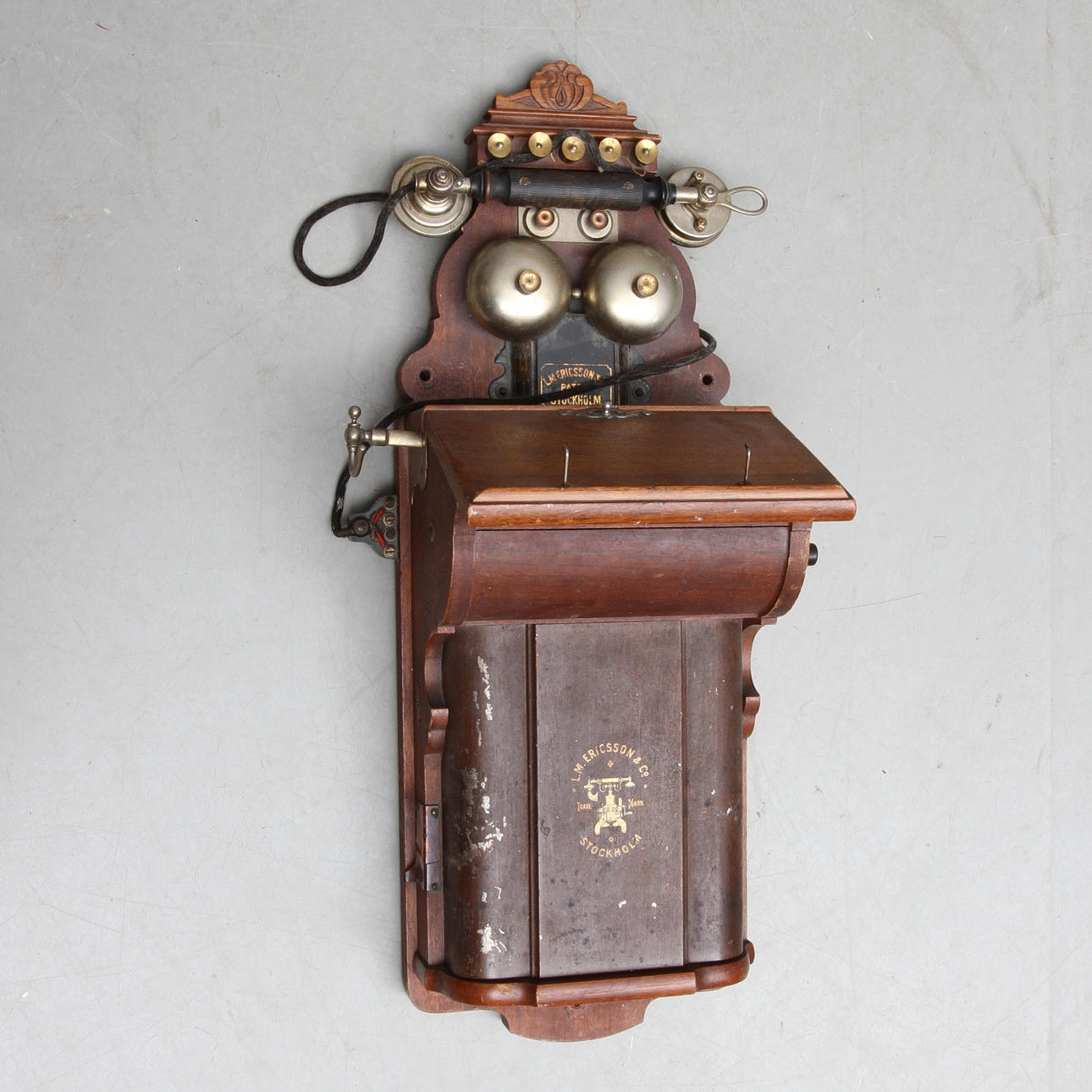 VÄGGTELEFON, L.M. Ericsson, 1900-talets första hälft.