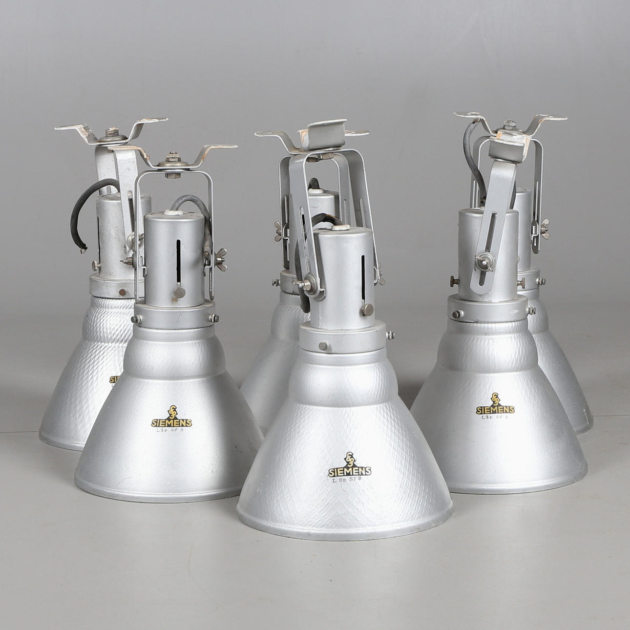 INDUSTRILAMPOR, 6 st, Siemens, glas/metall, 1900-talets senare hälft.