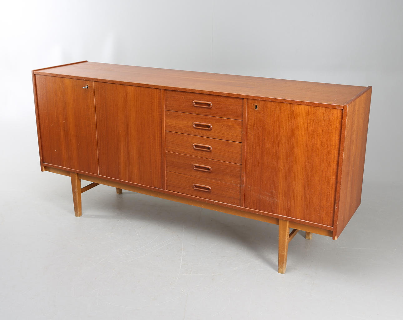 SIDEBOARD, teak, 1950/60-tal.