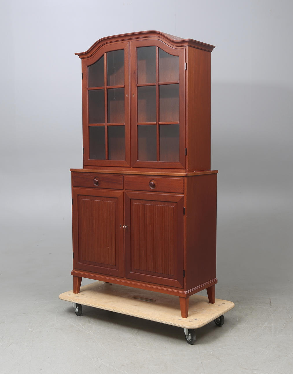 MATSALSSKÅP, gustaviansk stil, City möbler, Tibro, 1900-tal.