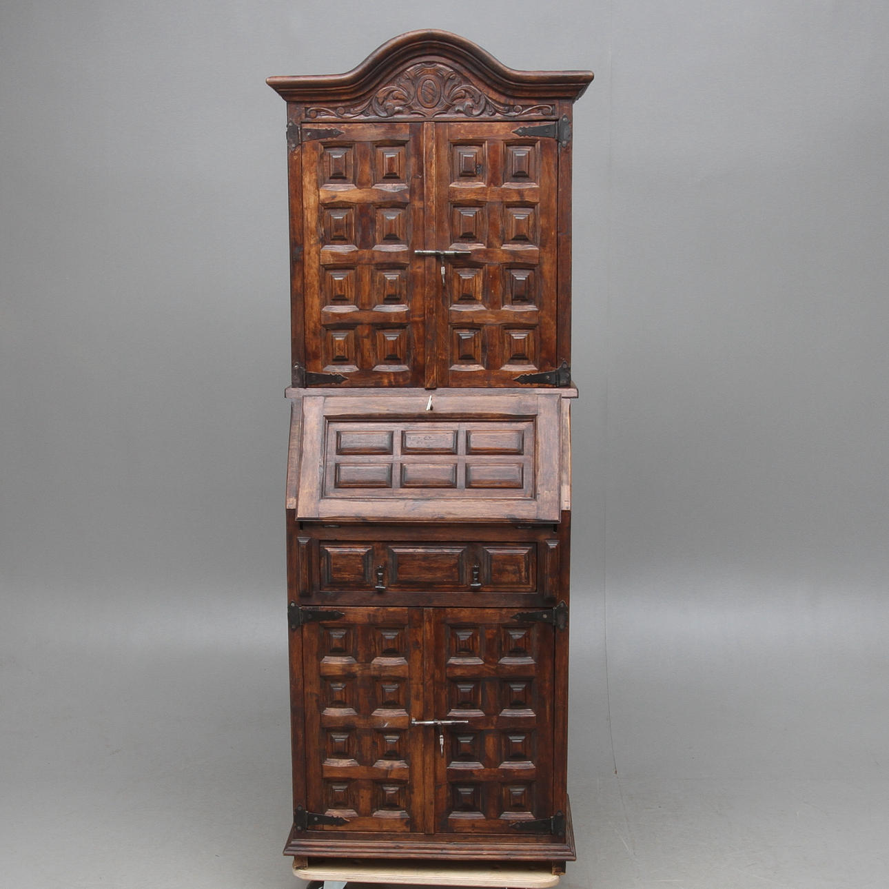 SKÅP, med skrivklaff, 19/2000-tal.