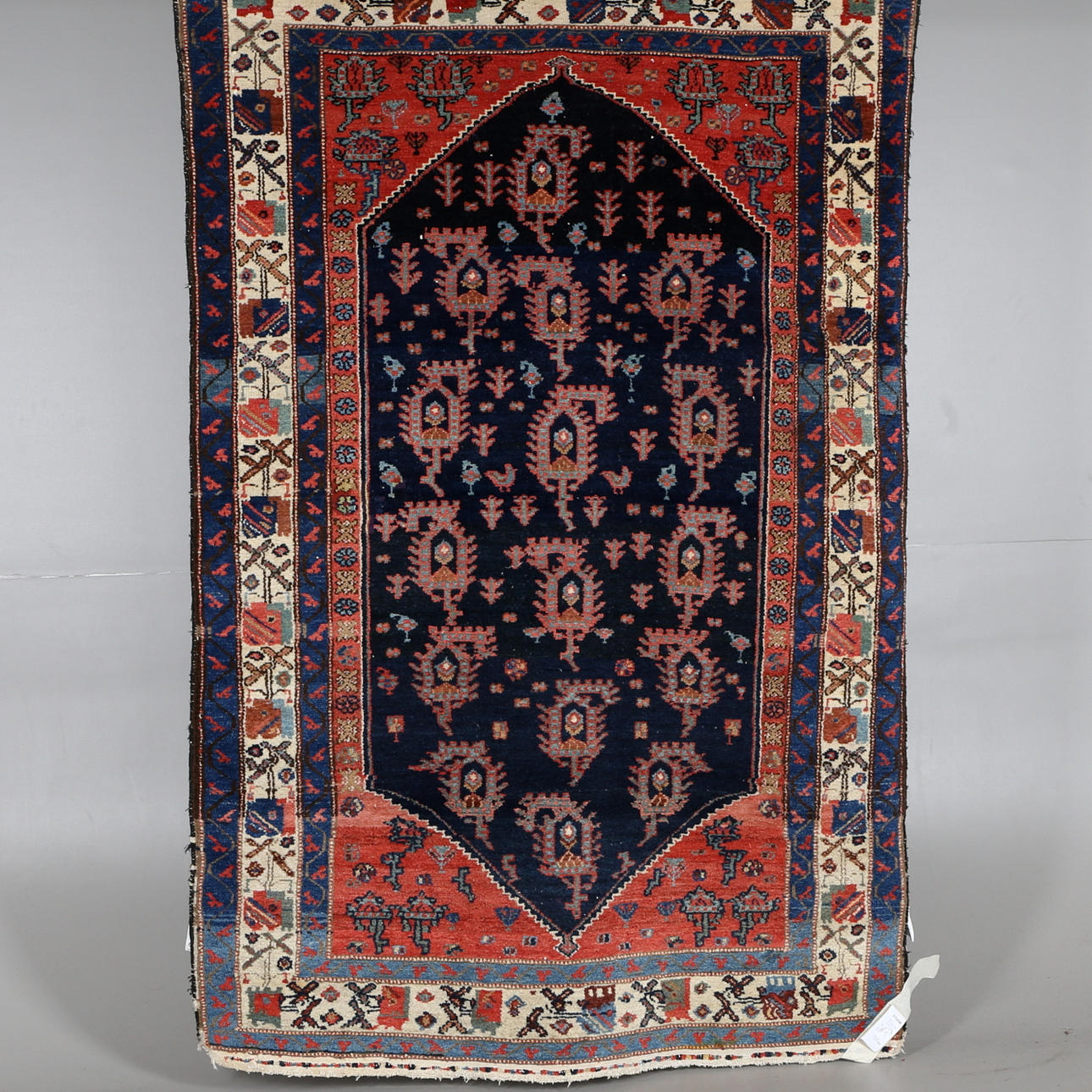 MATTA, Hamadan, 135 x 210 cm.