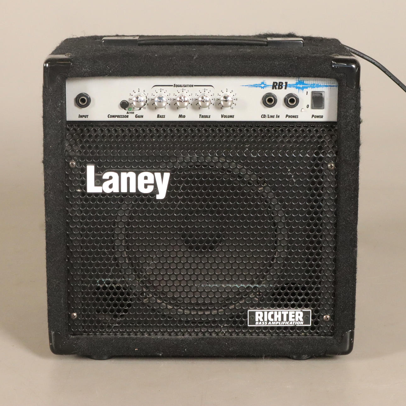 BASFÖRSTÄRKARE , Laney RBI.