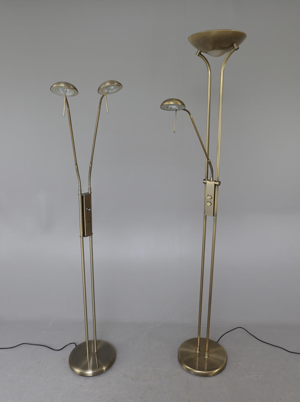 GOLVLAMPOR, 2 st, 19/2000-tal.