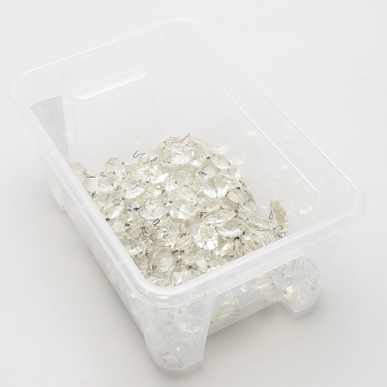 PARTI KRISTALLKEDJOR till ljuskronor.