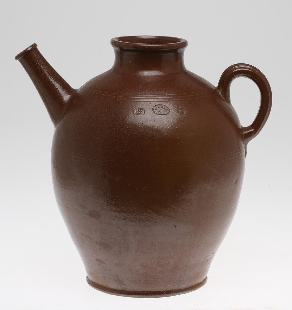 SIRAPSKANNA, stengods, 4 kannor stämplad Helsingborg.