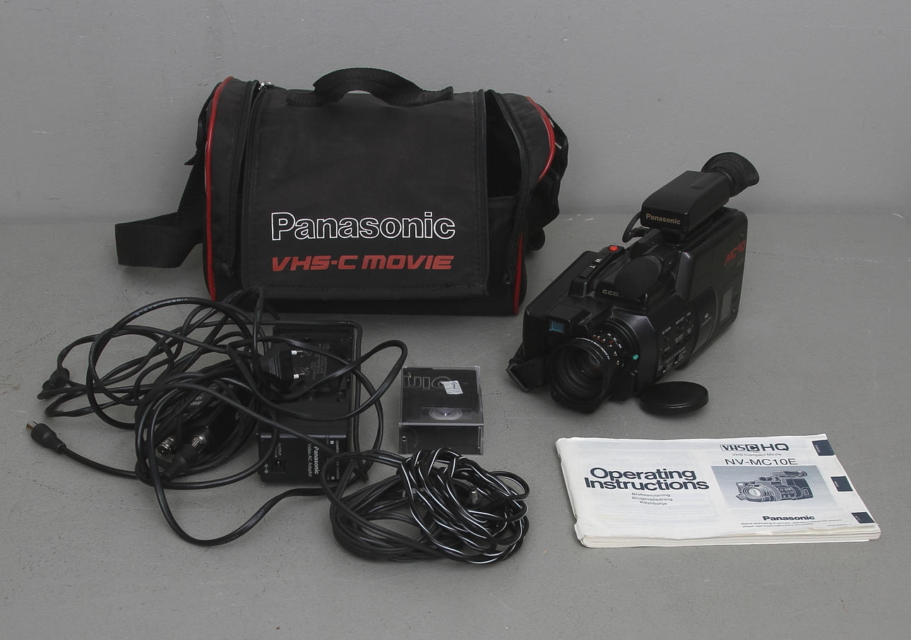 VIDEO CAMERA, Panasonic MC10.
