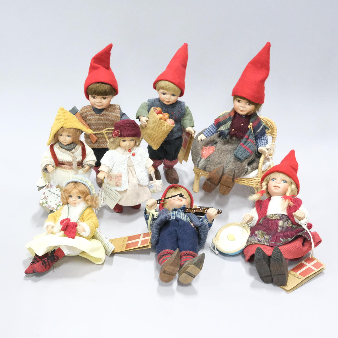 BIRGITTE FRIGAST. OTTE DUKKER/NISSER.