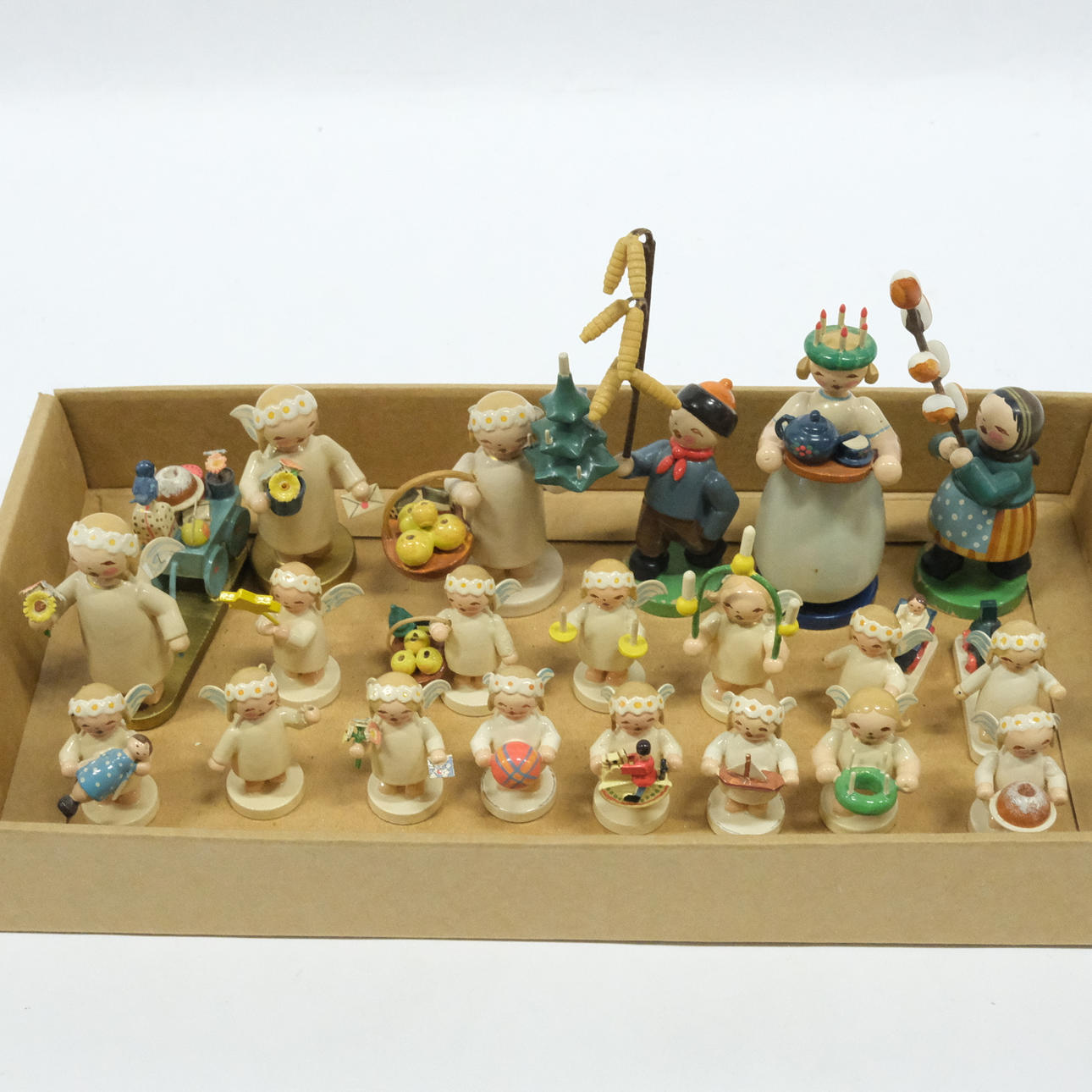 ERZGEBIRGE TRÆFIGURER.