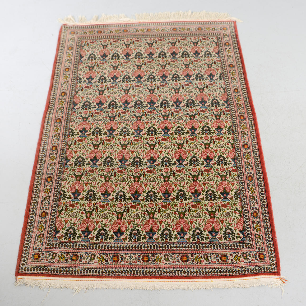 CARPET, oriental, 215 x 143 cm.