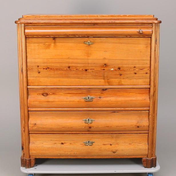 SEKRETÄR, furu, 1800-talets första hälft.