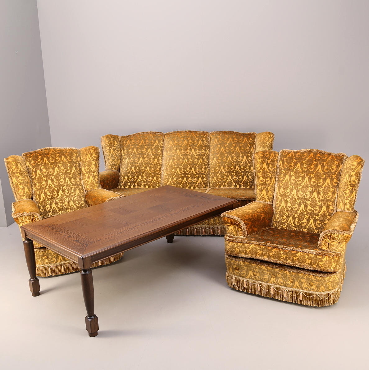 SOFFGRUPP, 4 delar: soffa + 2 fåtöljer + soffbord.