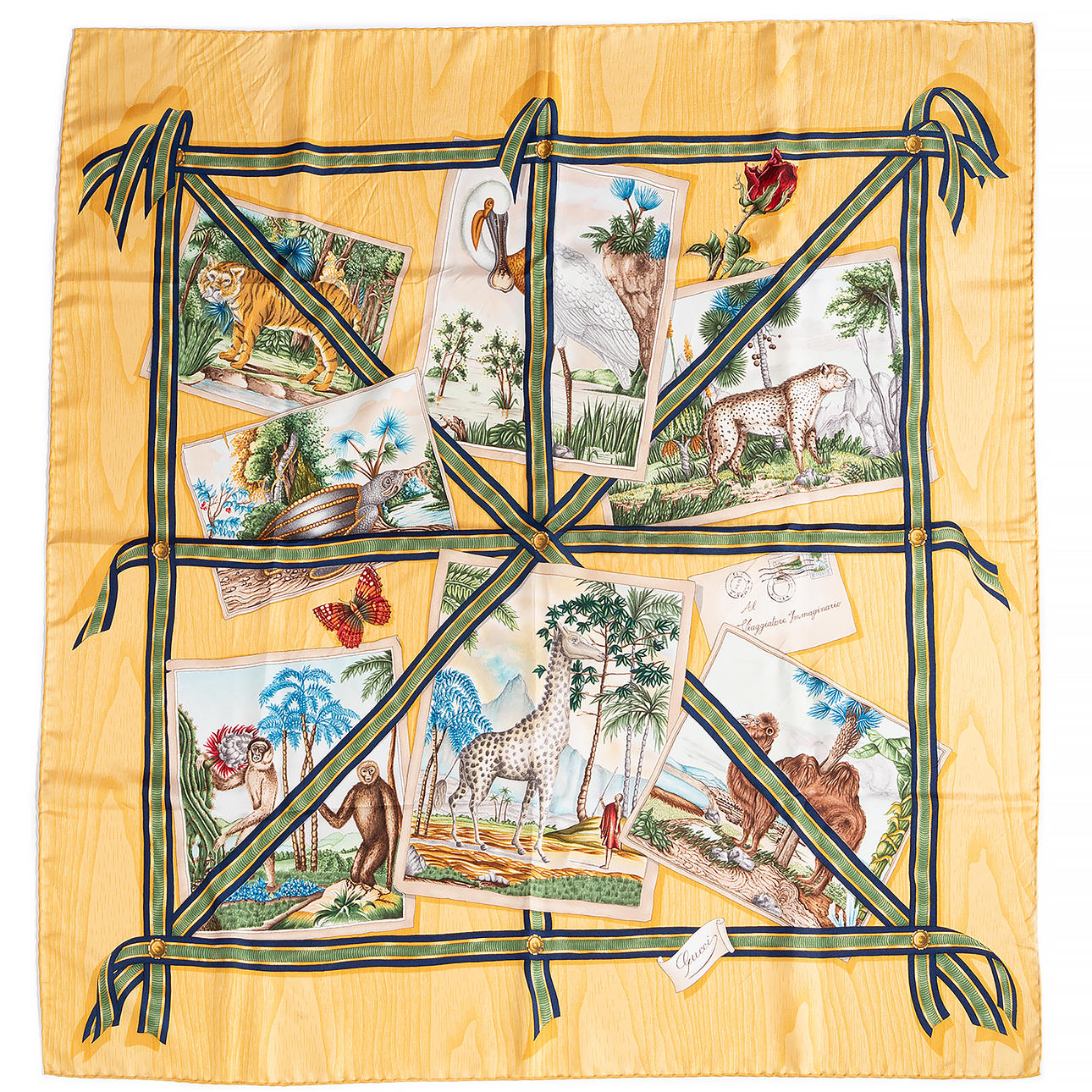 GUCCI. Tørklæde, silke.