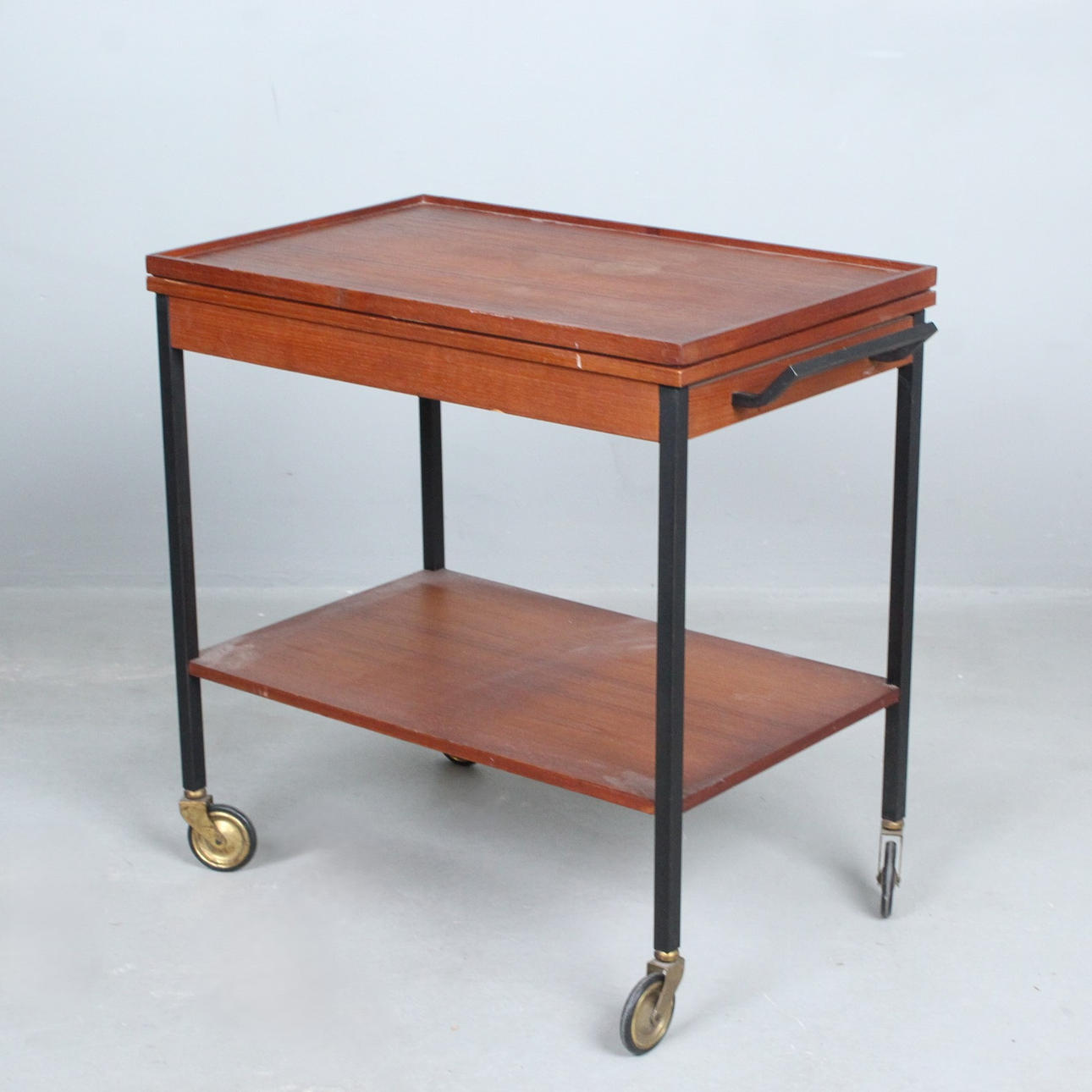 Utfällbar serveringsvagn/barvagn, teak, Danmark, 1960-tal.