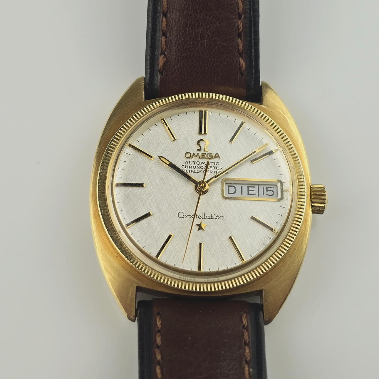 - OMEGA Constellation Day-Date wristwatch, automatic.