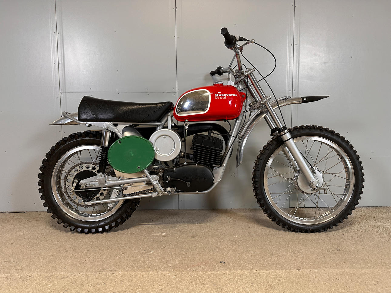HUSQVARNA, 250cc, motocross, 1970.