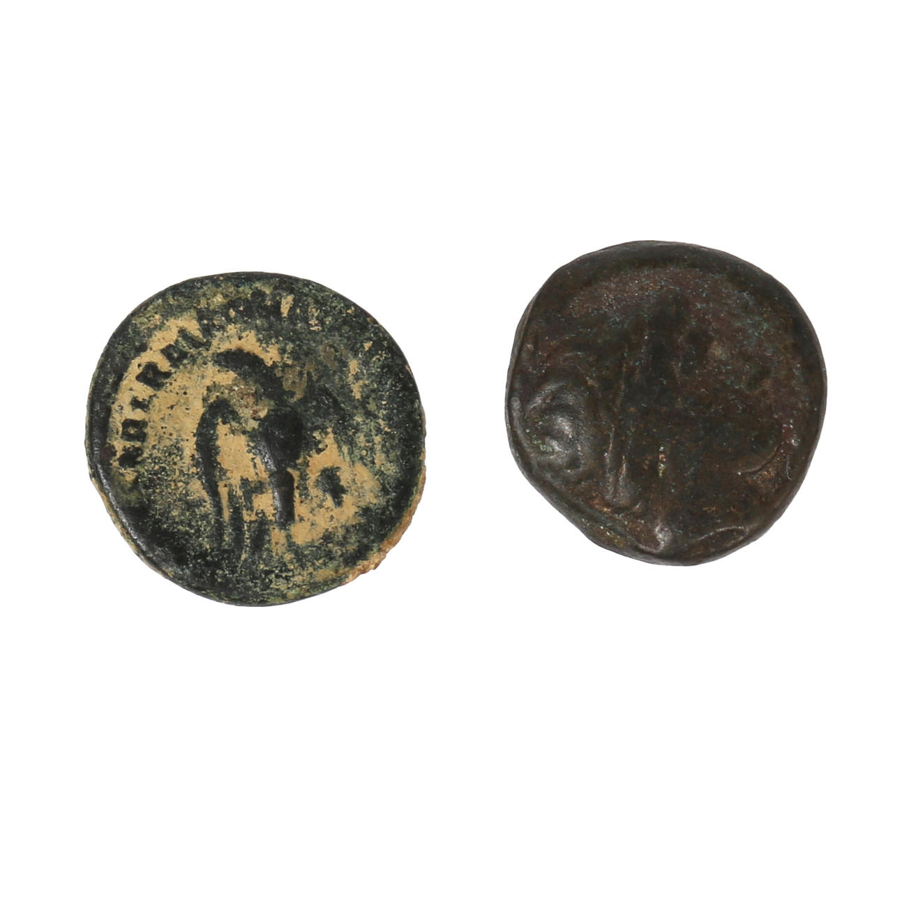 ZWEI RÖMISCHE MÜNZEN (2).