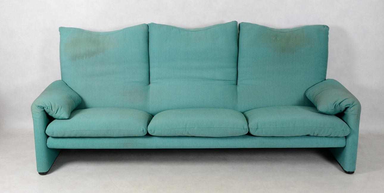 VICO MAGISTRETTI. SOFFA "Maralunga".