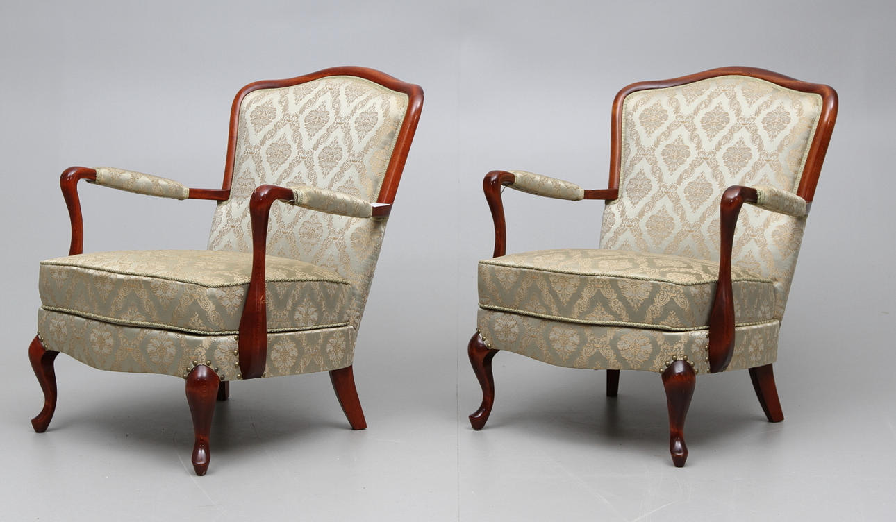 FÅTÖLJER, 1 par, rokokostil, 1900-talets mitt.