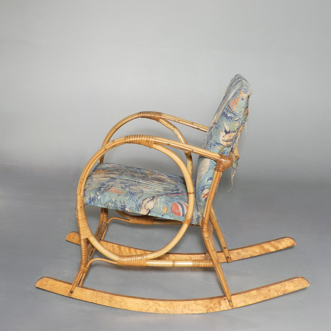 BARNGUNGSTOL, bambu och rotting, 1950-tal.