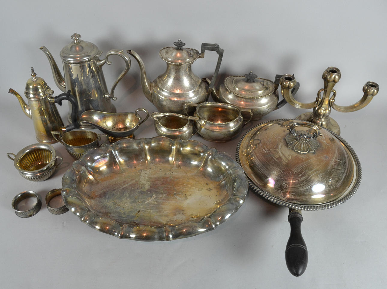 BLANDAT PARTI FÖRSILVRAD OCH SILVER.