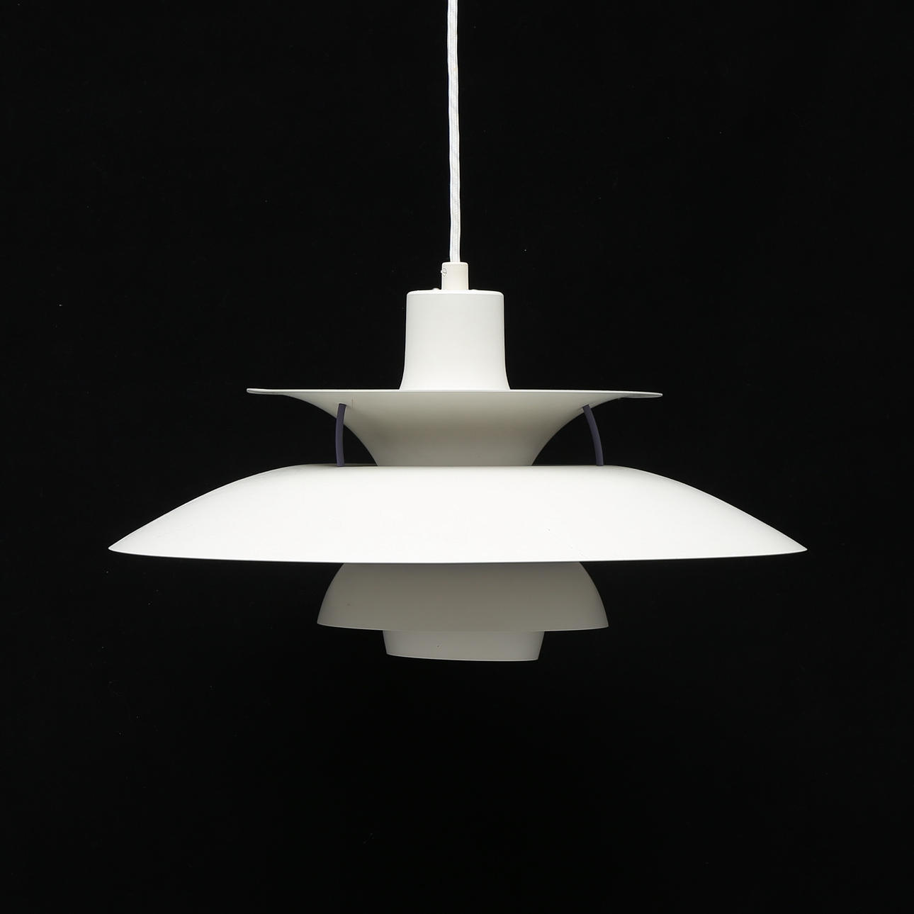 TAKLAMPA, "PH-5", design Poul Henningsen för Louis Poulsen, Danmark.