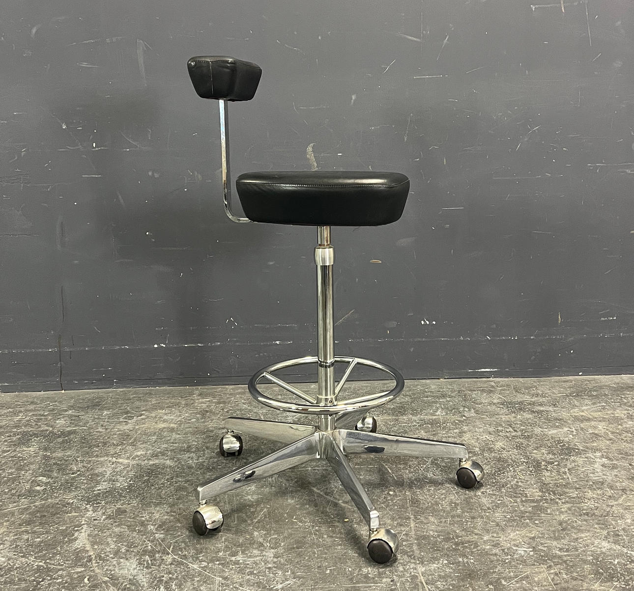 GEORGE NELSON. PERCHA VITRA.