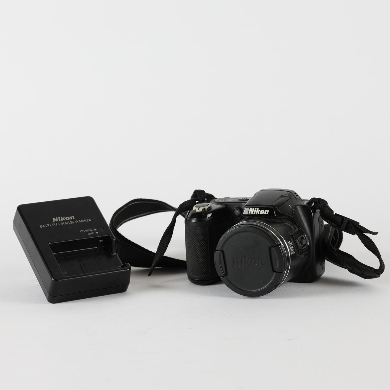 NIKON COOLPIX L810 DIGITAL CAMERA.