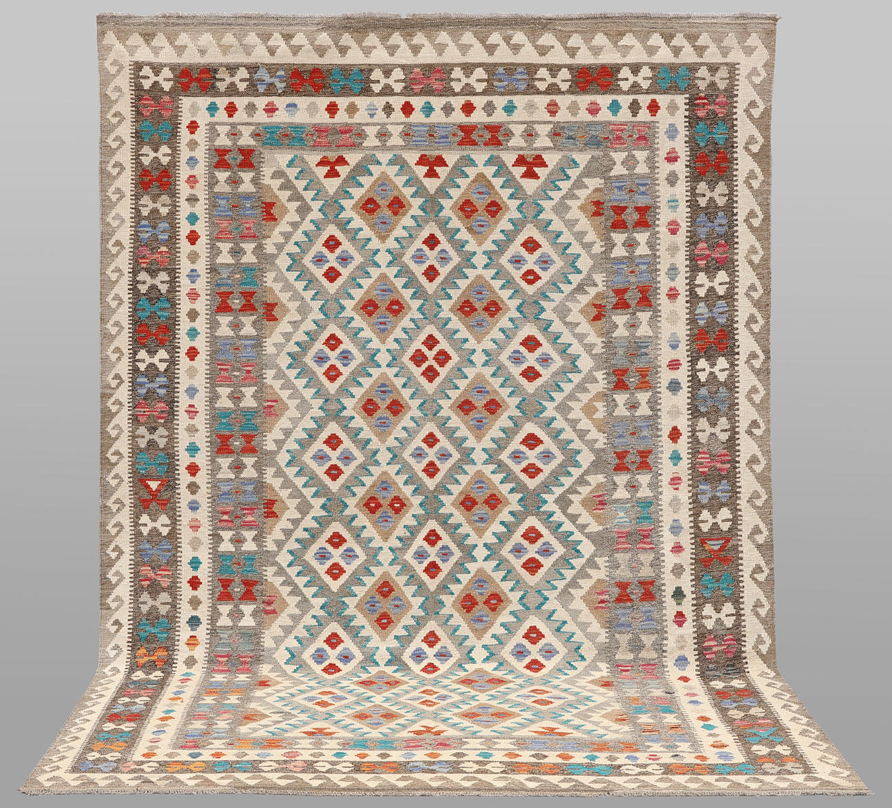 ORIENTMATTA, Kelim. Approx. 296 x 192 cm.