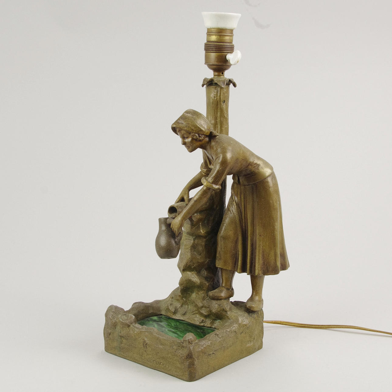 BORDSLAMPA, bronserad metall, 1900-talets första hälft.