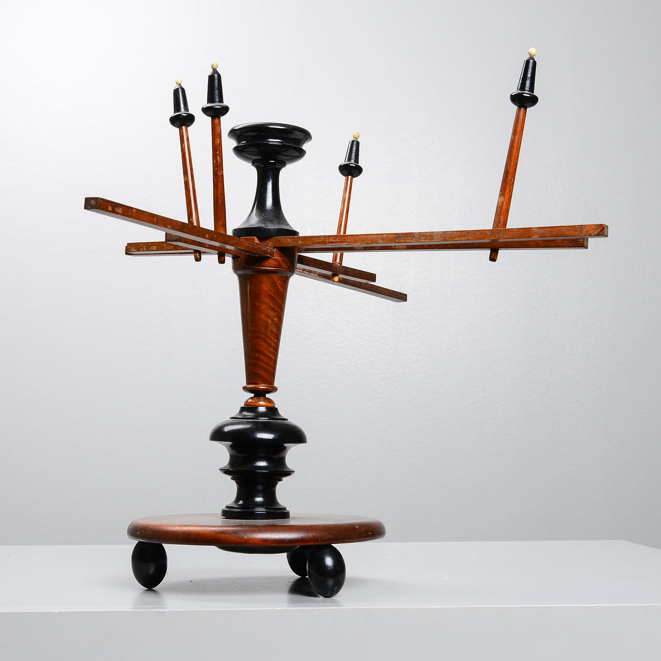 GARNVINDA, mahogany, dated 1939.