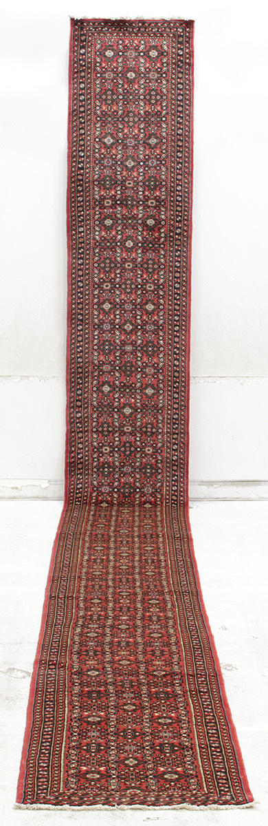 MATTA, Persisk, Hosenabad, gallerimodell, 680 x 70 cm.