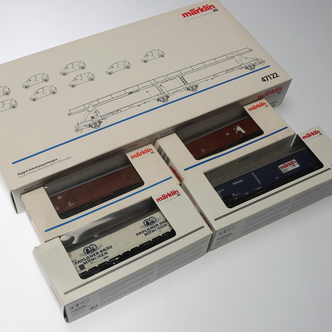 MÄRKLIN. Vagnar och biltransport.