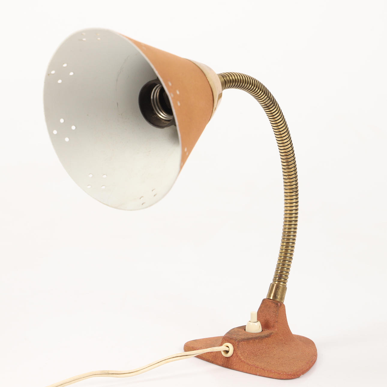 WALL LAMP, brass/sheet metal, EQÅ, Väranmo.
