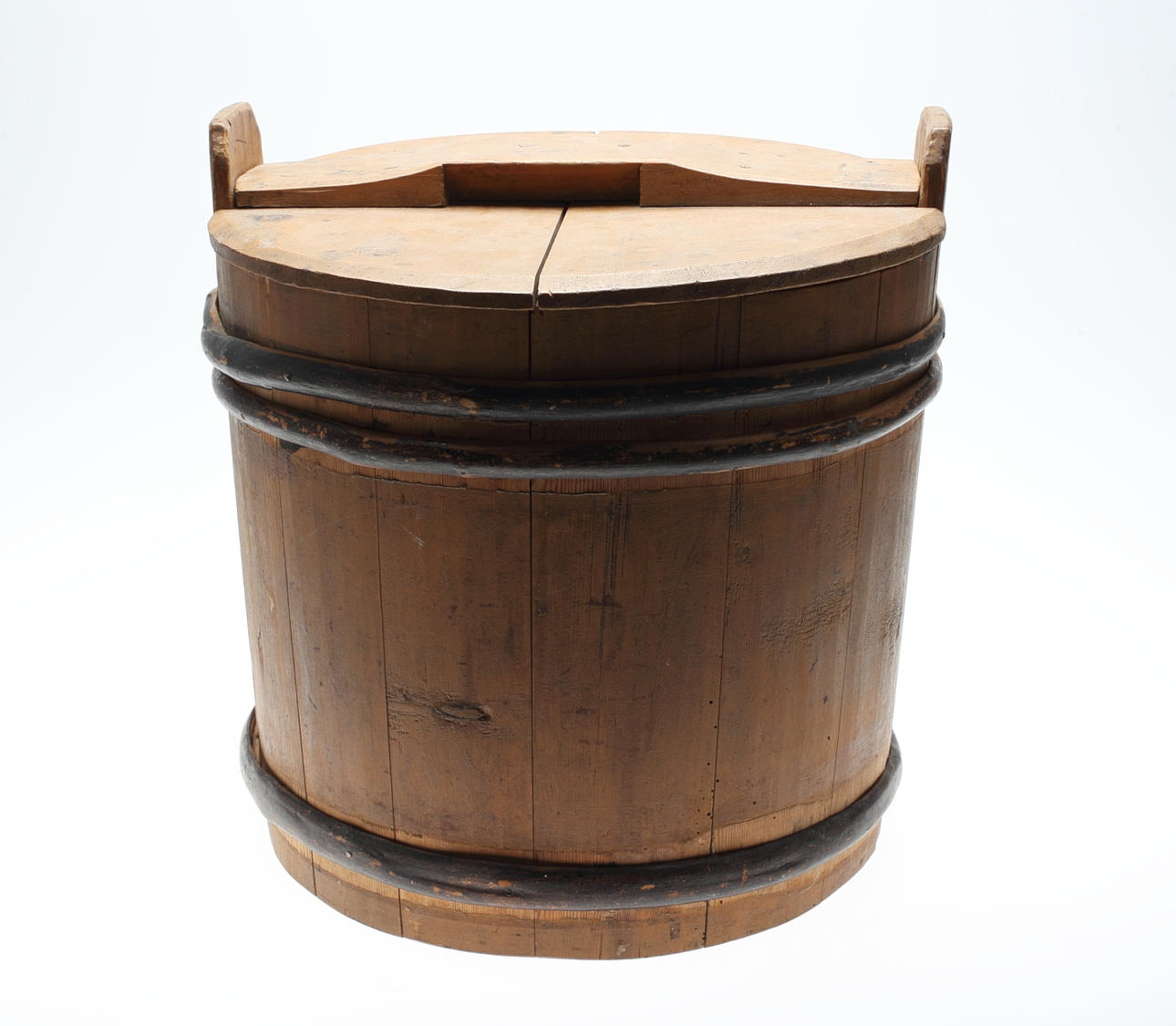 TRÆSPAND, med låg, 18/1900 tallet.