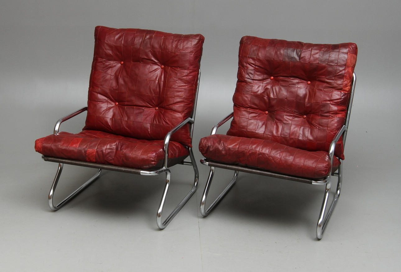 FÅTÖLJER, 1 par, 1900-talets andra hälft.