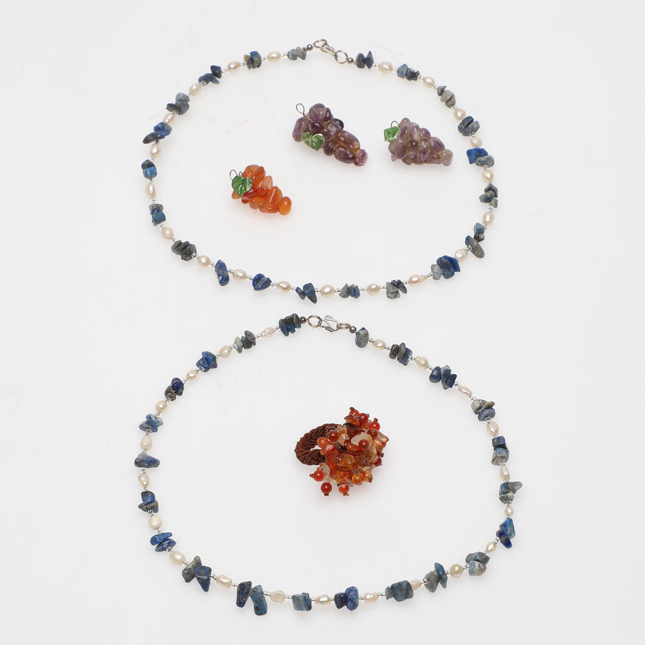 SMYKKER, 6 stk, halvædelsten & perler.