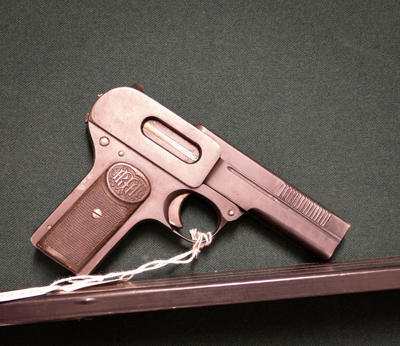 Dreyse Calibre 7.65. Árbitro. No. 154213.
