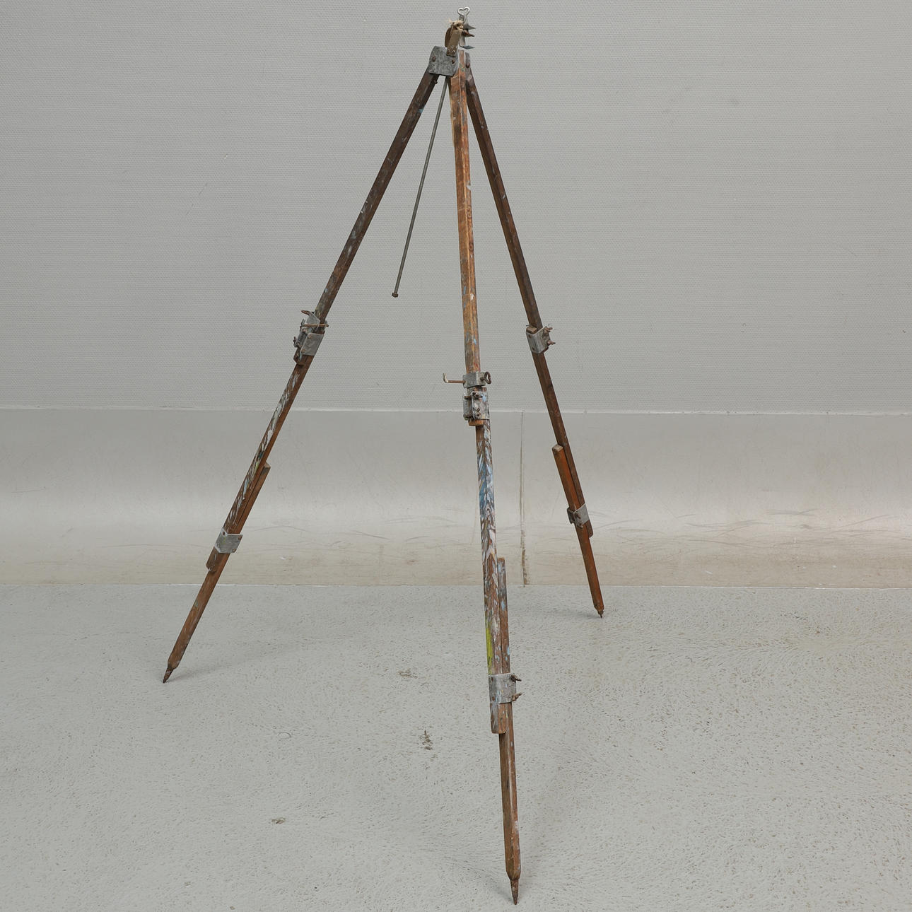 MÅLARSTATIV, trä, omkring 1920-tal.