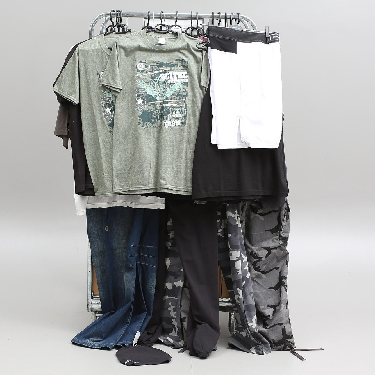 HERRKLÄDER, sport, ca 29 st, storlek L.