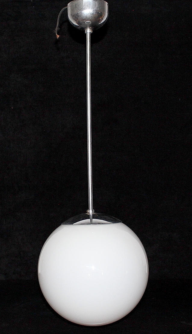 KLOTLAMPA, glas samt kromat stål, 1900-talets sista fjärdedel.