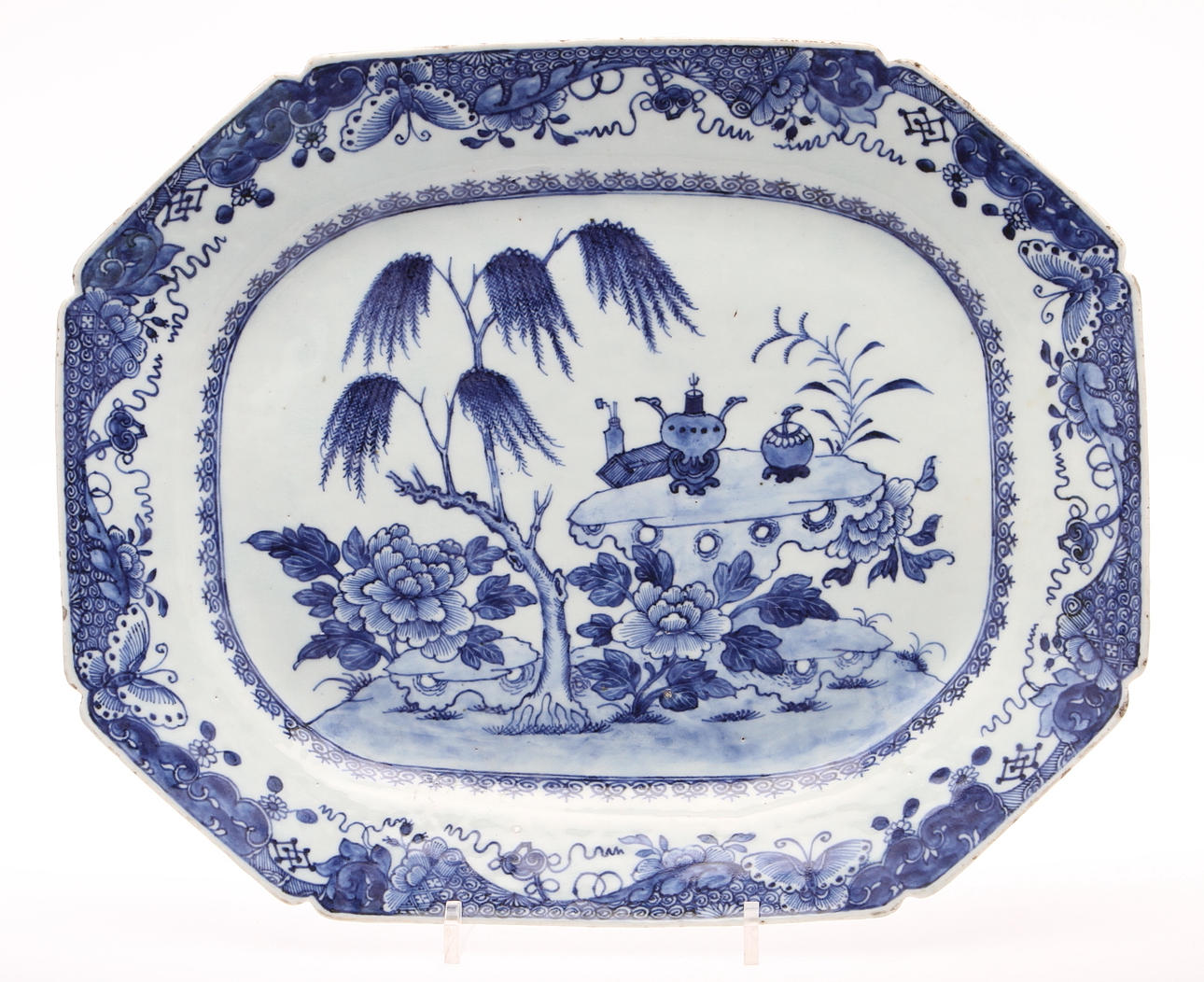 STEKFAT, porslin, Kina Qianlong (1736-95).