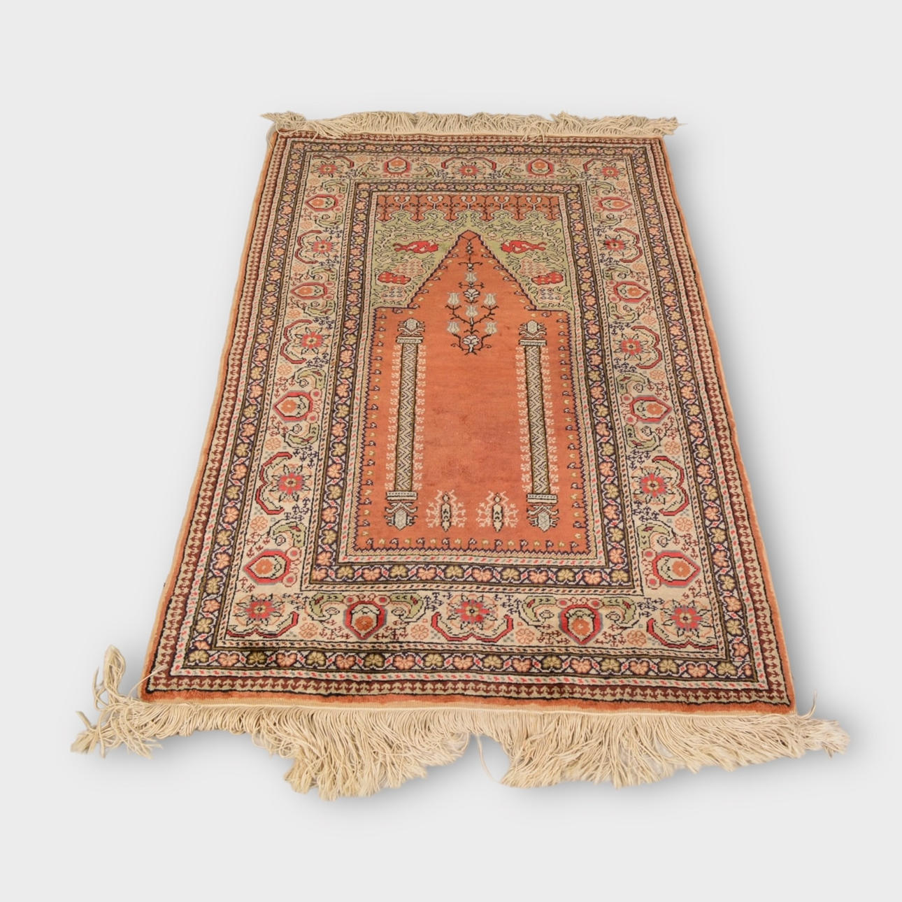 ALFOMBRA DE ORACIÓN, semiseda, 135x87 cm.