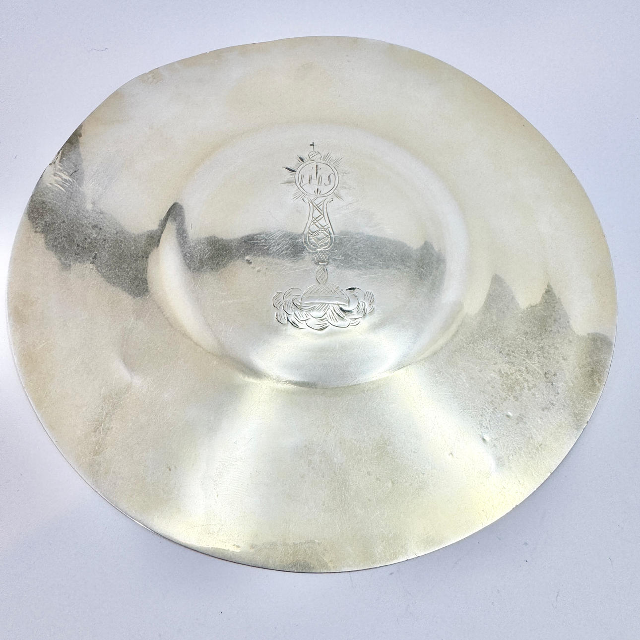 Oblatfat. 1700-tal. Silver.